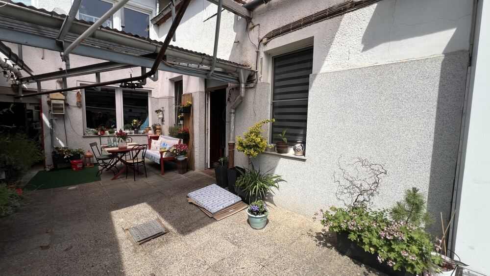 Terrasse im Innenhof
