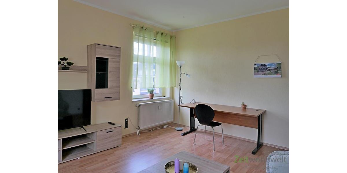 Schreibtisch im Wohnzimmer
