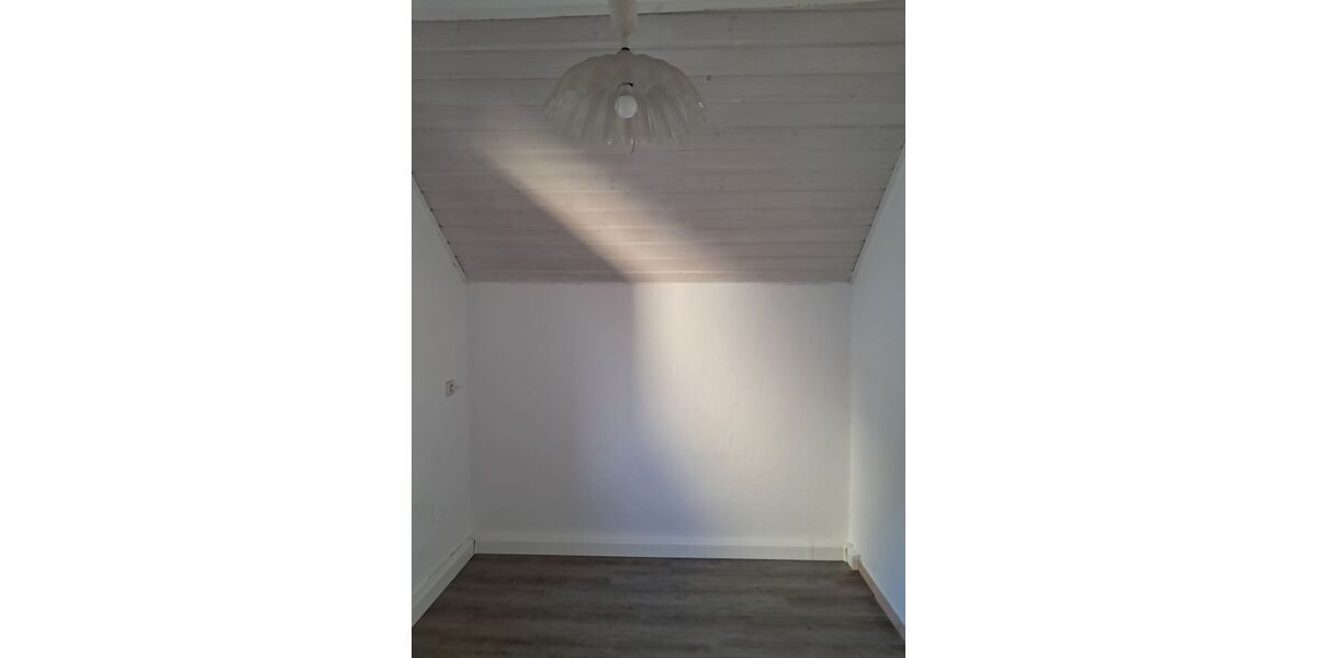 Küche mit angegliedertem Esszimmer