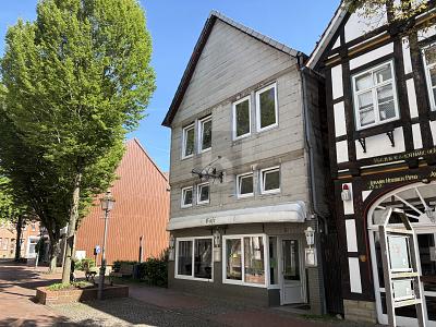 HISTORISCHES JUWEL IN INNENSTADTLAGE - Wohn- & Geschäftshaus Bad Münder am Deister | Angebot:27152287