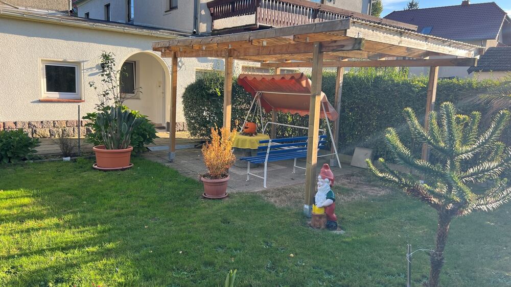 Garten mit Terrasse