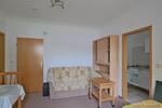 (EF0799_M) Dresden: Strehlen, kleines möbliertes Apartment, preiswert für Wochenendheimfahrer, WLAN inklusive - Etagenwohnung Dresden Strehlen | Angebot:26548600
