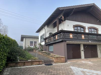 ALTERSGERECHT, POOL, TOP ZUSTAND, EFFIZIENT - Einfamilienhaus Weiskirchen | Angebot:27446371