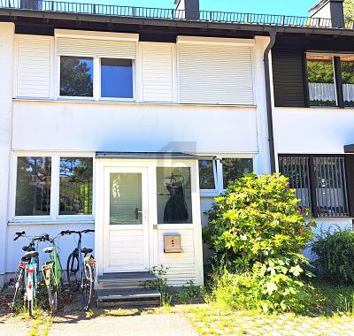 FAMILIENTRAUM IN RUHIGER LAGE + GARAGE - Reihenmittelhaus Ottobrunn | Angebot:27456583