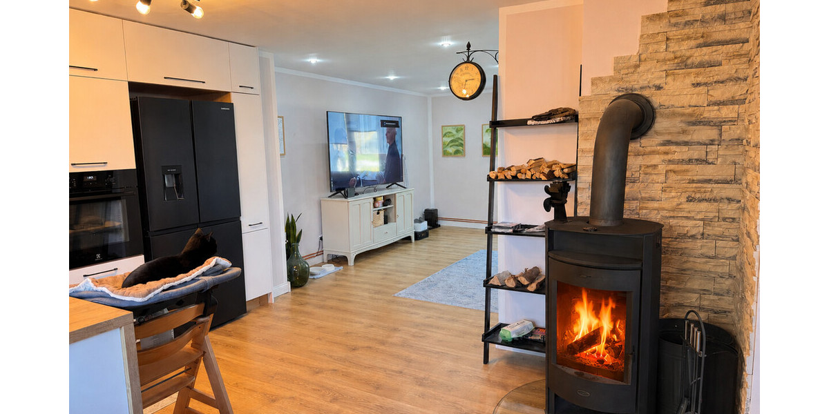 Wohnzimmer mit Kamin