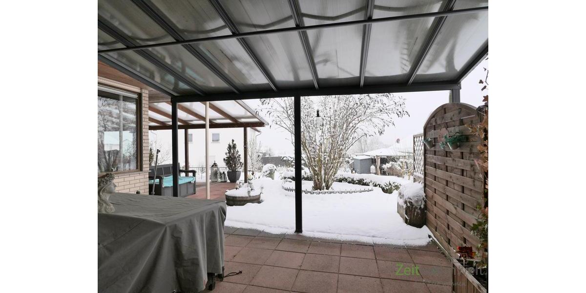 eigene Terrasse im Winter