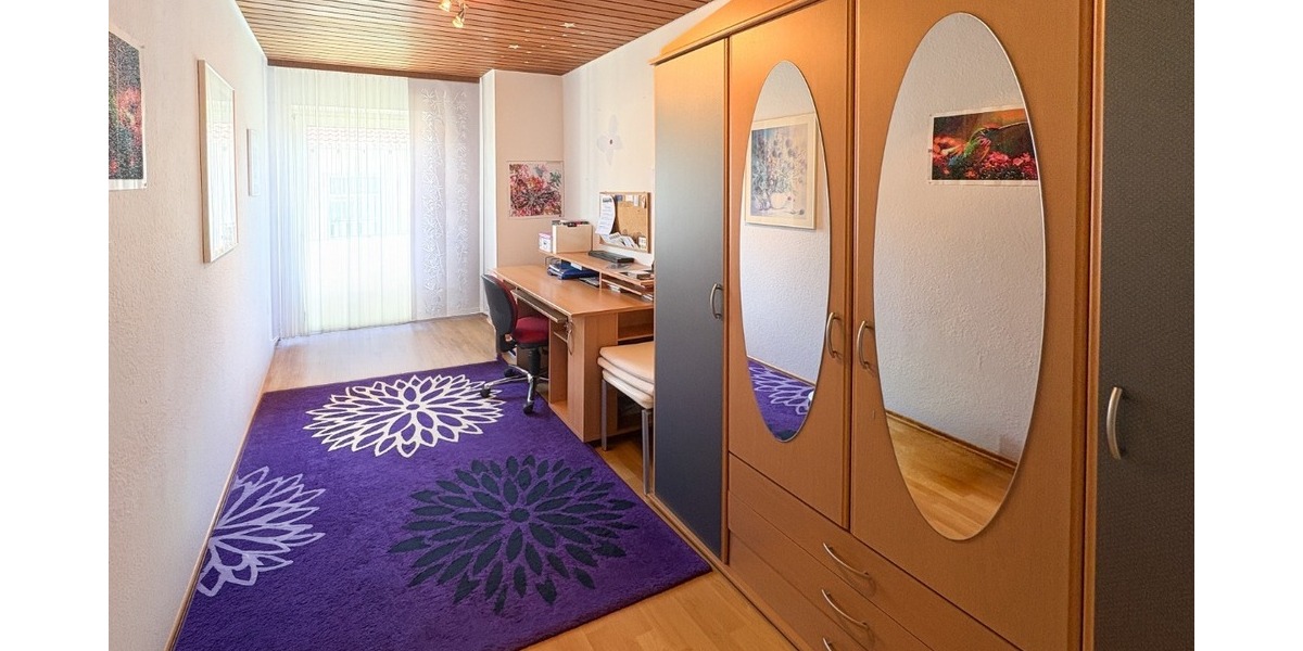 Büro 1.OG Wohnung links
