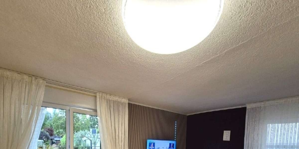 Wohnzimmer mit Terrassenzugang