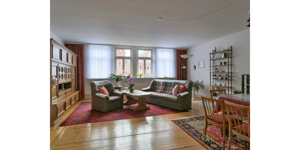 (EF1260_M) Gotha: Gotha, große möblierte Wohnung in einem historischem Stadthaus direkt am Hauptmarkt - Etagenwohnung Gotha Gotha | Angebot:27157329