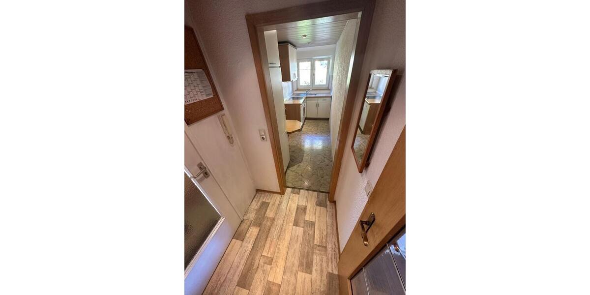 gemütliche 2 Zimmer Dachgeschoss Wohnung plus Flur, Bad und Küche - Dachgeschoßwohnung Schwörstadt Niederdossenbach | Angebot:27309244