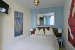 (EF1153_M) Jena: Zentrum, kleine kunstvoll möblierte Wohnung mit Freisitz im ruhigen Innenhof, Reinigung inkl. - Etagenwohnung Jena Zentrum | Angebot:25869583