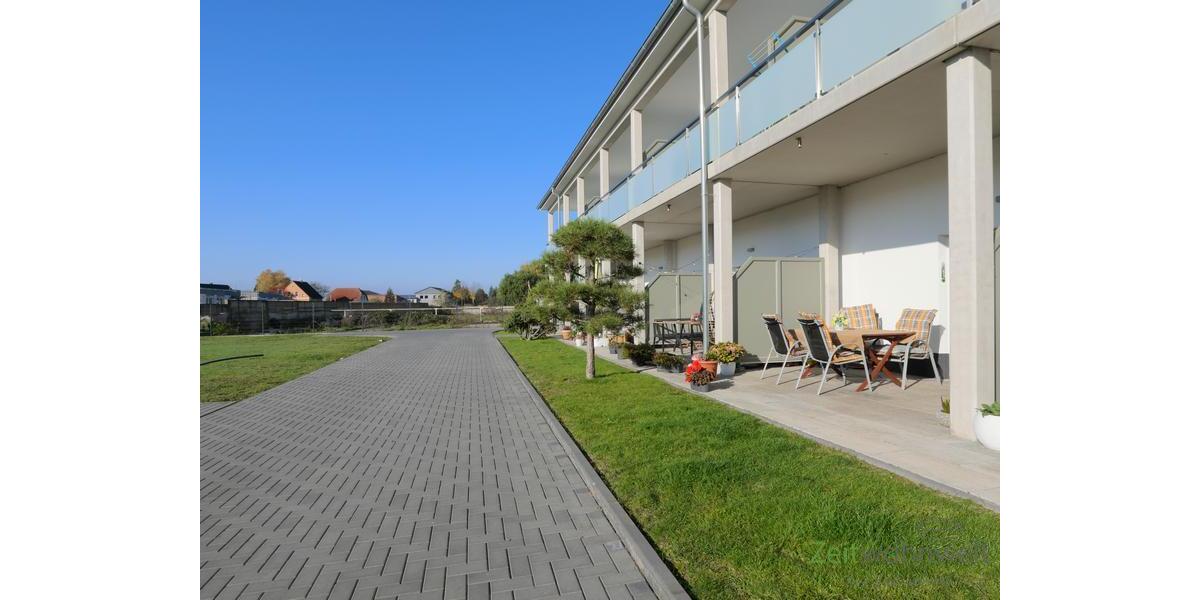 Terrasse zur Rückseite