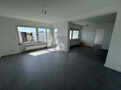 KERNSANIERT MIT VIEL LICHT UND FERNBLICK - Dachgeschoßwohnung Lollar | Angebot:27311792