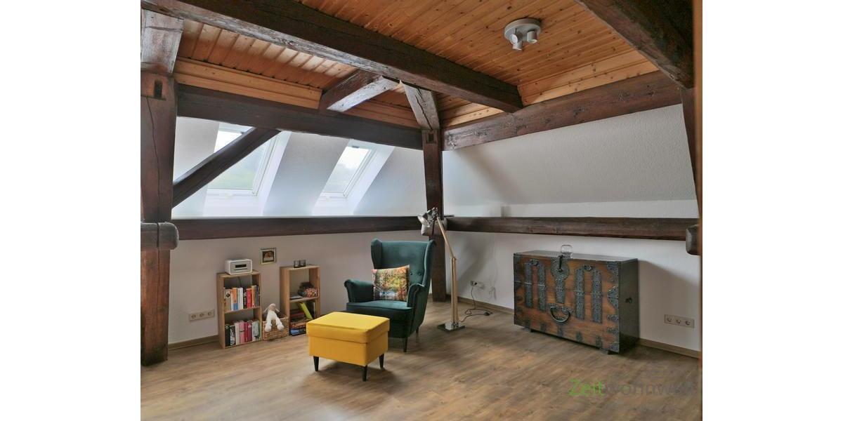 (EF1186_M) Göttingen: Gleichen, gemütliche möblierte Dachgeschosswohnung mit dekorativen Holzbalken - Etagenwohnung Gleichen Gleichen | Angebot:26876692