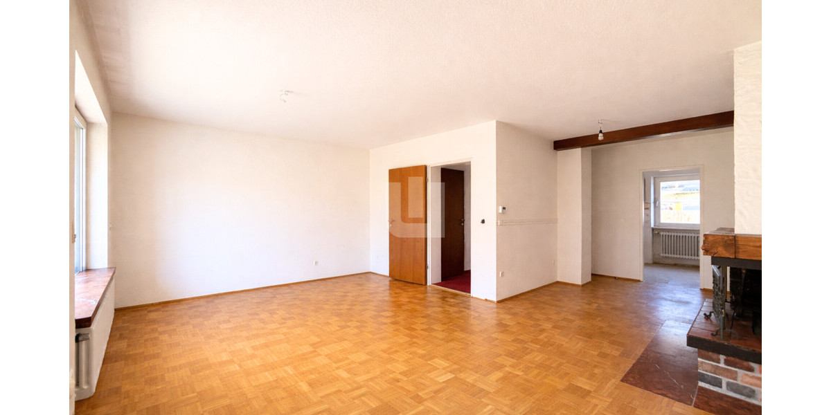 Wohn- und Esszimmer 