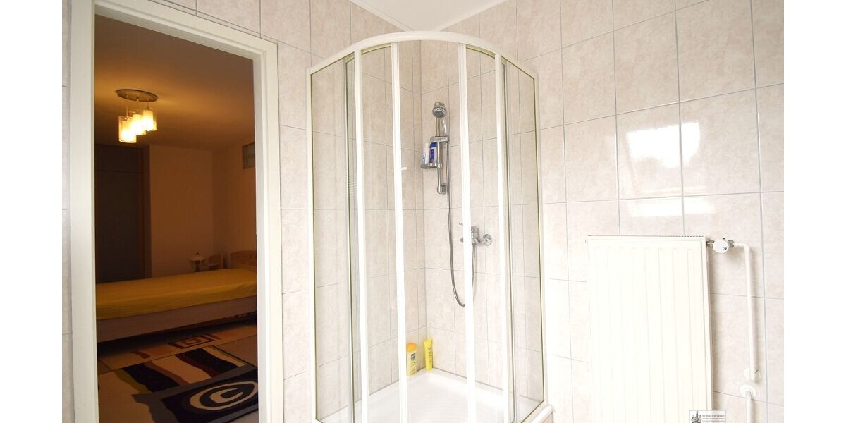 Dusche im OG Bad