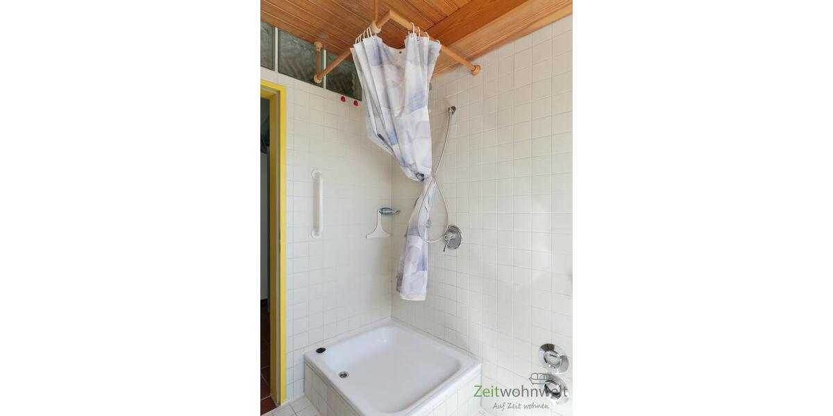 Dusche im Bad