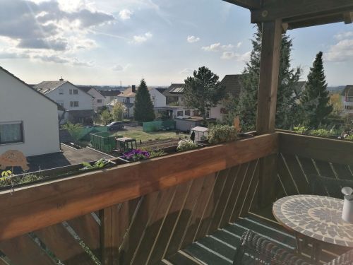 3-Zimmer-Eigentumswohnung mit Balkon in ruhiger Lage von 97469 Gochsheim (ID 10703) - Dachgeschoßwohnung Gochsheim Gochsheim , Unterfr | Angebot:27014353