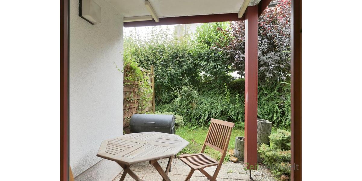 überdachte Terrasse mit Smoker