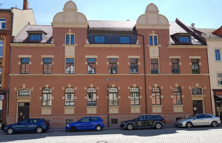 Straßenfront