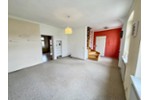HORN IMMOBILIEN ++ Wohnhaus mit zwei Wohneinheiten und Gartengrundstück am See in Penkun - Reihenhaus Penkun | Angebot:27265756