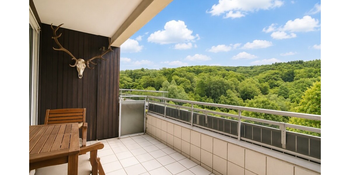 Fast wie im Penthouse - 3 Zi Wohnung + Stellplatz TG u. Wallbox. - Etagenwohnung Eppstein / Bremthal Bremthal | Angebot:27200457