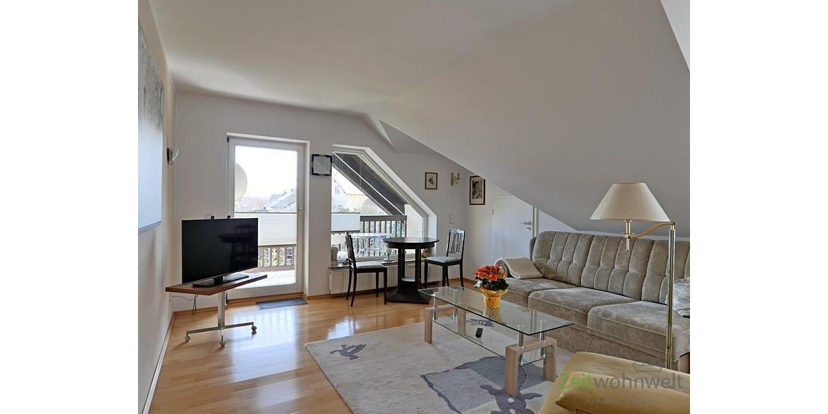 (EF0504_M) Dresden: Ullersdorf, großzügige möblierte Wohnung mit eigenem Balkon in ruhigem EFH, 500 Meter zum Golfplatz - Etagenwohnung Radeberg Ullersdorf | Angebot:26876730