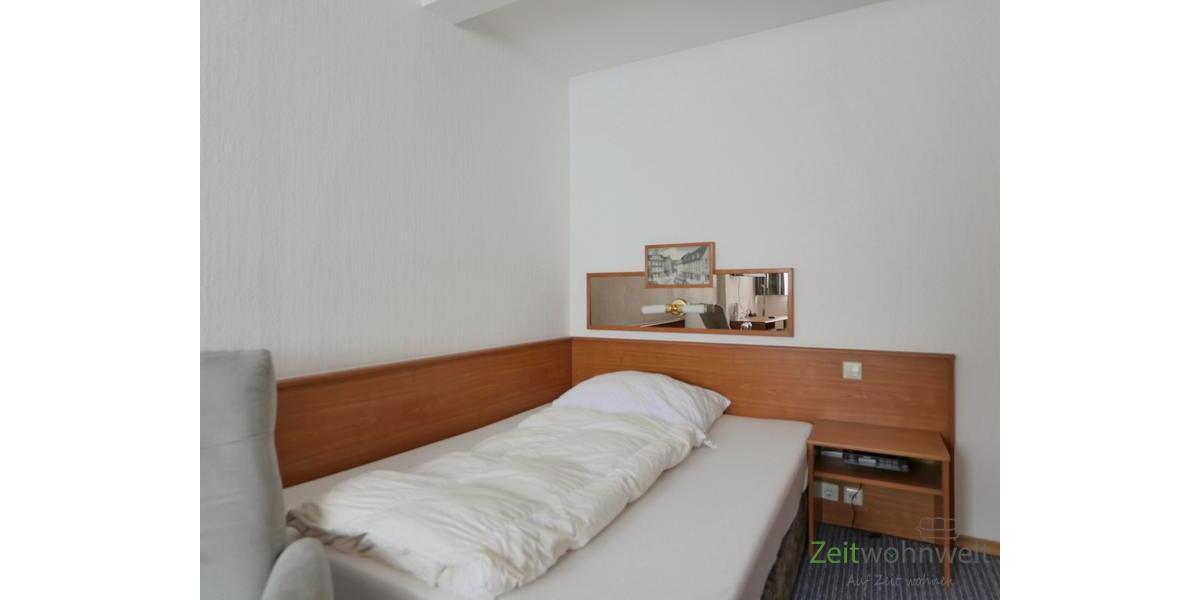 Blick zum Bett