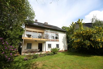 ALLEINSTEHENDER WOHNTRAUM MIT BLICK INS GRÜNE - Mehrfamilienhaus, Wohnhaus Dortmund Hörde | Angebot:26881820