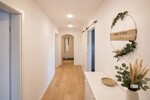 3,5 Zimmer OG - Wohnung im 5 Parteienhaus in ruhiger Lage mit Einbauküche und Stellplatz - Etagenwohnung Syke | Angebot:27312337