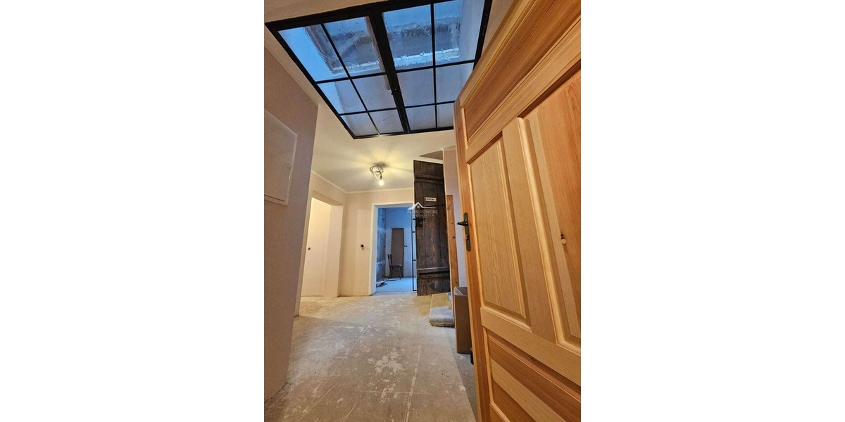 1. Etage 3 Raum Flur