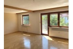 Neu-Ulm: Modernisiertes Mehrfamilienhaus (DHH) mit idyllischem Garten in Donau-Nähe - Mehrfamilienhaus, Wohnhaus Neu-Ulm / Offenhausen Offenhausen | Angebot:27262163