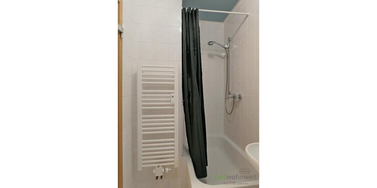 Dusche im Bad