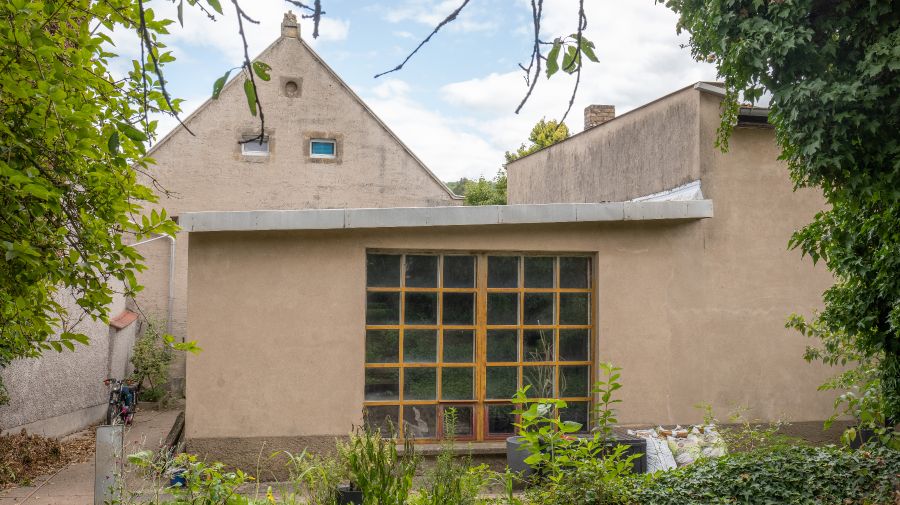 Atelierhaus-Malatelier-Gartenanfang