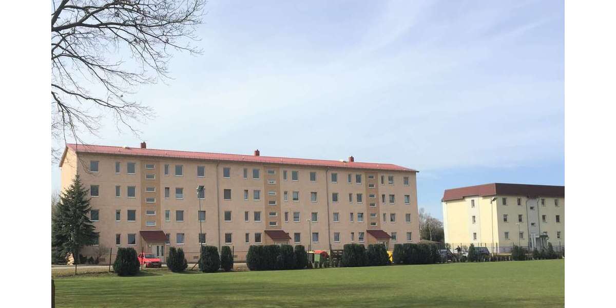 Vermietetes Mehrfamilienhaus, 24 Einheiten mit Balkonen - Mehrfamilienhaus, Wohnhaus Sachsen-Anhalt - Annaburg Annaburg | Angebot:26981009