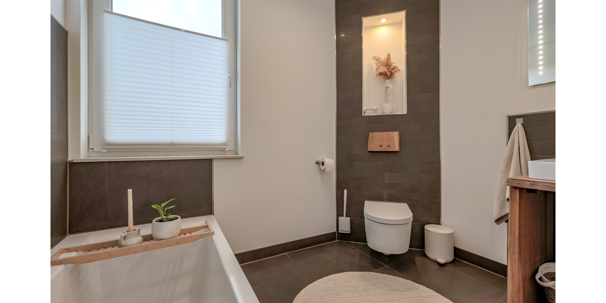 Badezimmer EG