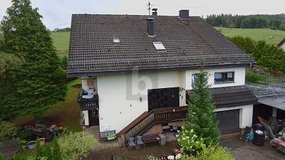 PHOTOVOLTAIK, BÜRO, VIEL PLATZ, FUßBODENHEIZUNG - Einfamilienhaus Niederwörresbach | Angebot:27347631