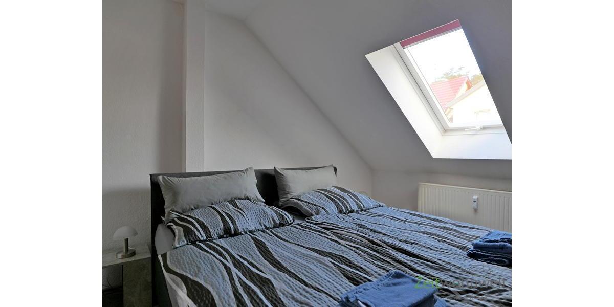 Doppelbett im Schlafzimmer