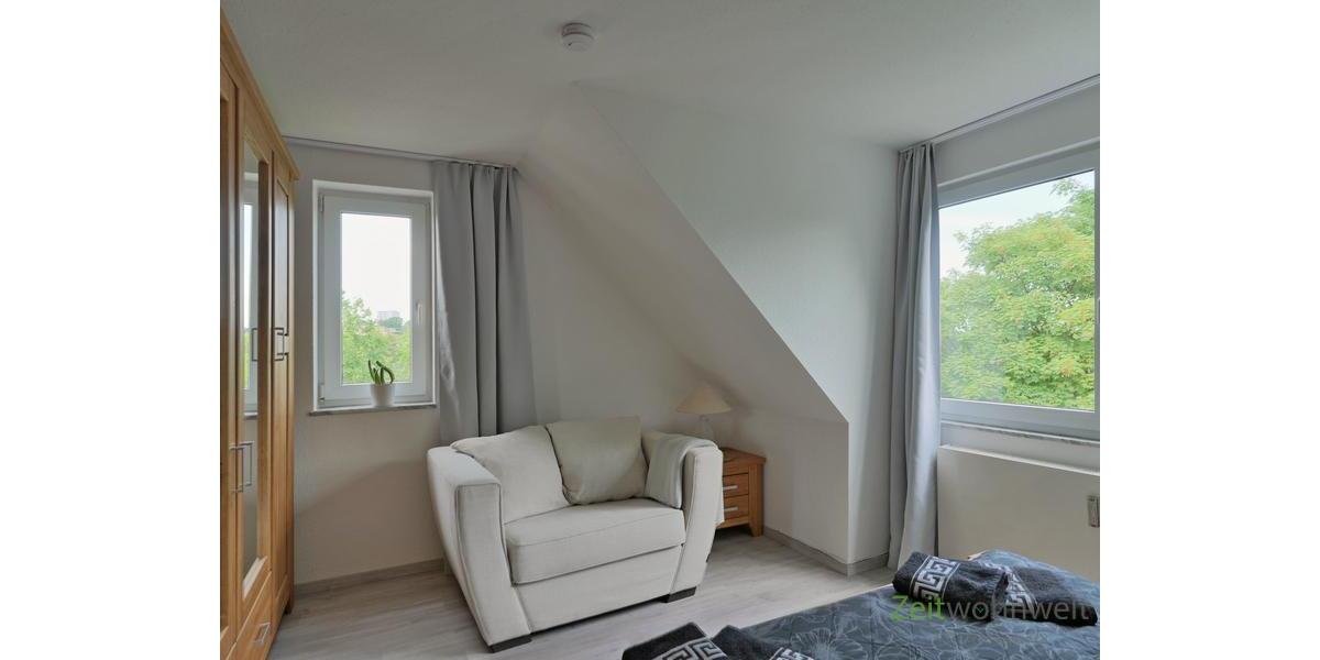 breiter Sessel
