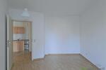 (12536_98) MGN: kleine 2-Zimmer-Wohnung mit Laminatböden zum ruhigen Innenhof, EBK und Hausmeisterdienste inkl. - Etagenwohnung Meiningen | Angebot:26737778