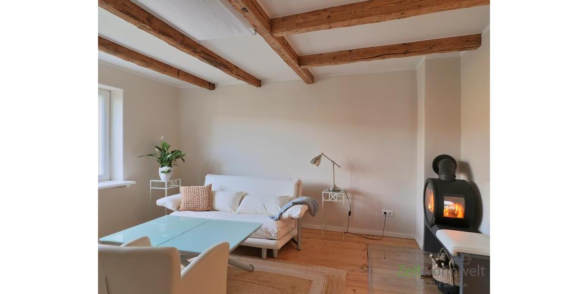 (EF1234_M) Dresden: Kleinzschachwitz, neu möblierte Komfortwohnung mit Kamin und Balkon und Veranda nahe dem Elbufer - Etagenwohnung Dresden Kleinzschachwitz | Angebot:22074979