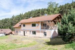 Charmantes Zweifamilienhaus mit großem Grundstück, Waldanteil und viel Potenzial - Zweifamilienhaus Zell | Angebot:26618521