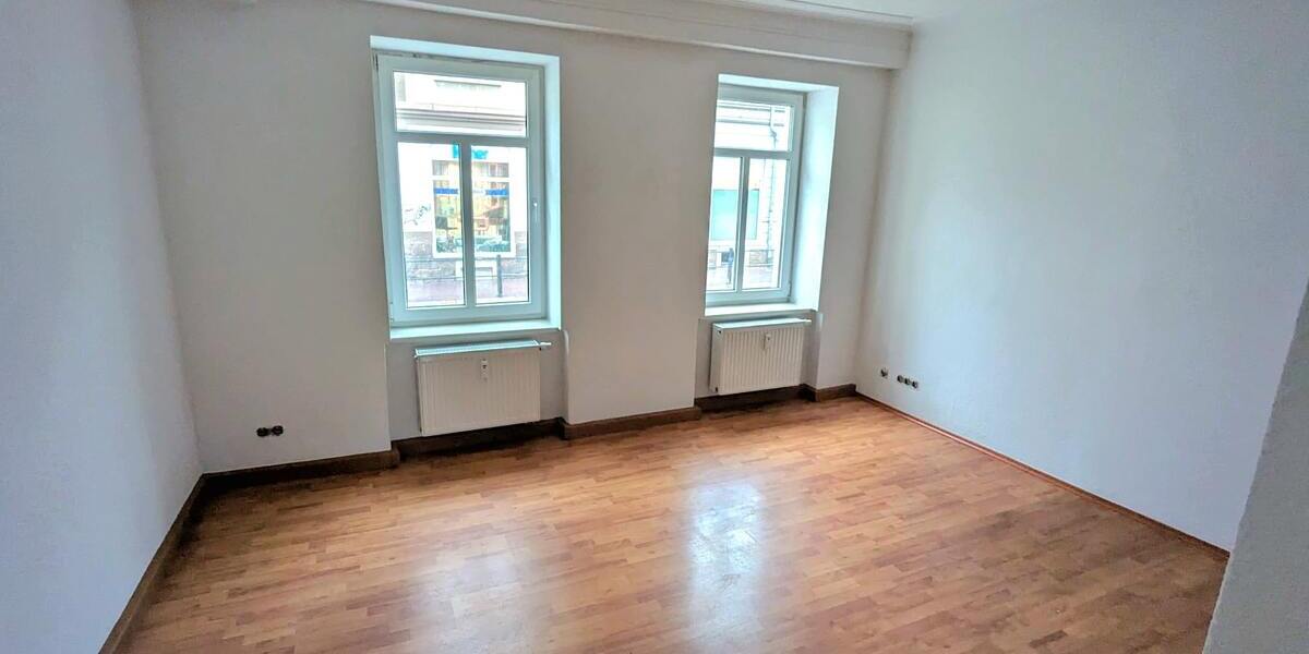 Wohnzimmer vor Einzug des jetzigen Mieters