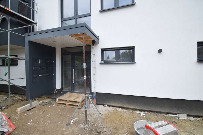 Überdachung mit Lichtspotsystem