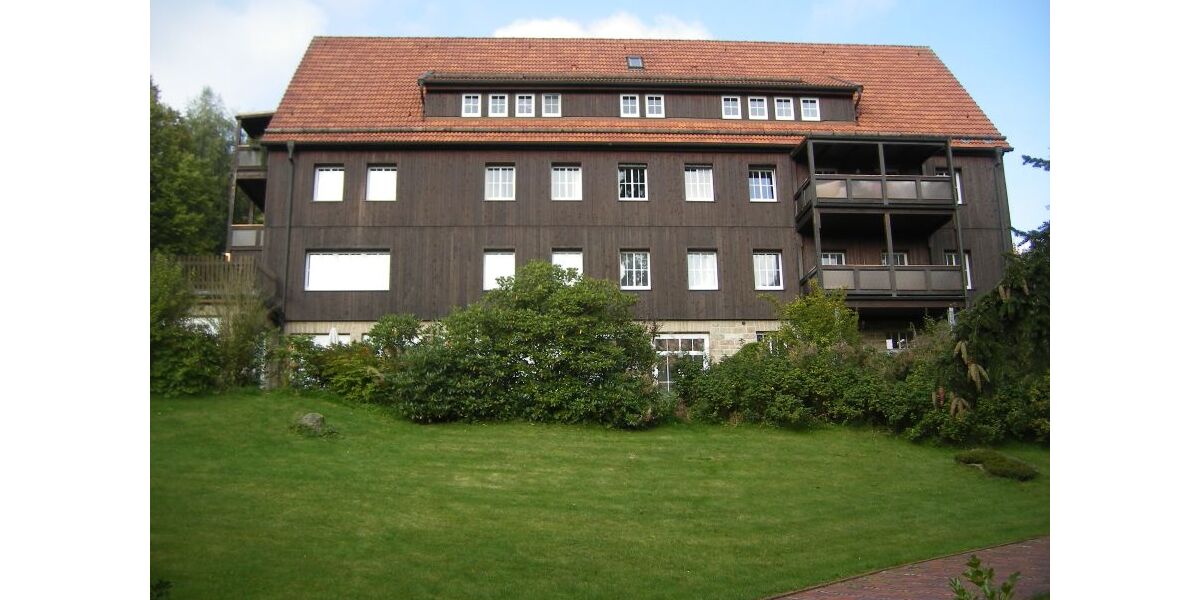 Sommeransicht Strasse