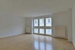 (12236_08) MGN: bezugsfertig renovierte 2-Zimmer-Wohnung in der Innenstadt, preiswerte Einbauküche und Möbel - Etagenwohnung Meiningen | Angebot:27306747