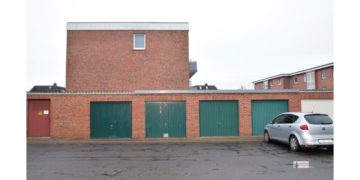 3. Garage von links