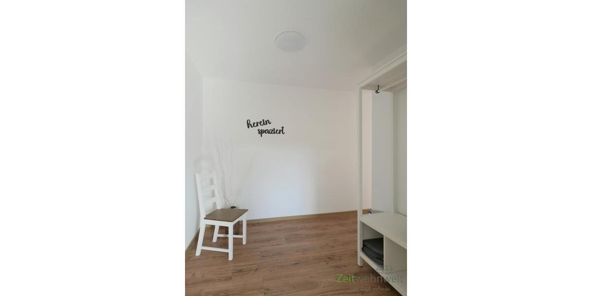 kleine Garderobe am Eingang