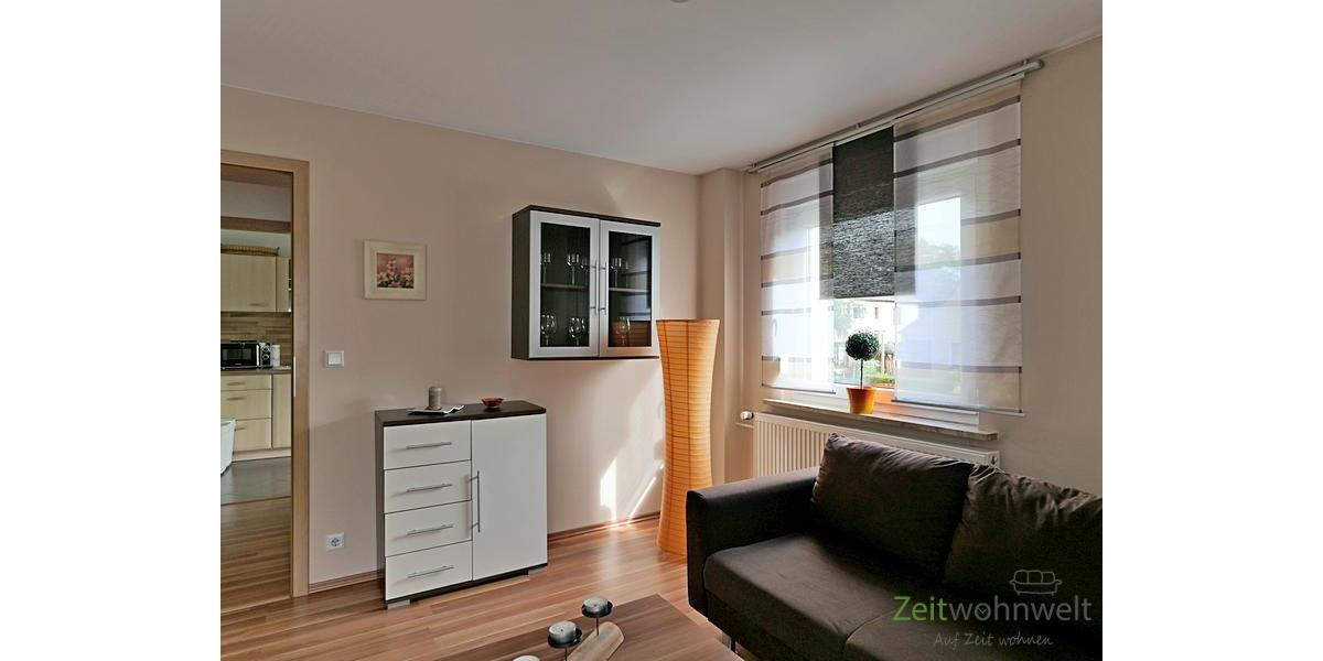 Wandschrank und Sideboard