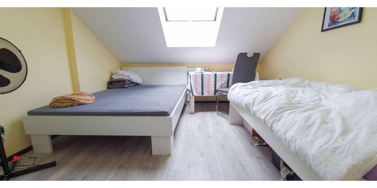 Schlafzimmer DG
